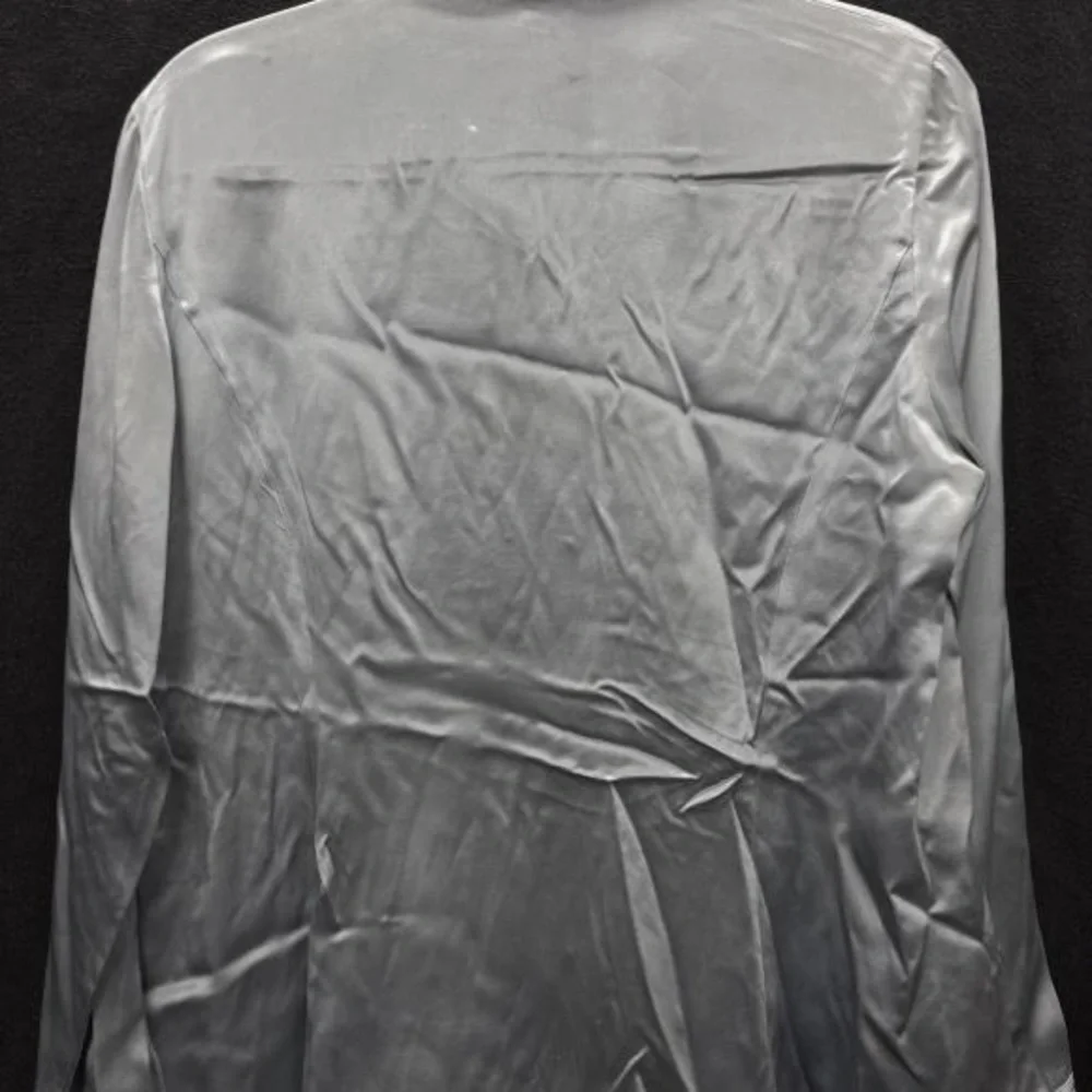 Lafayette 148 New York spread collar silk charmeuse silk button down - Picture 7 of 7